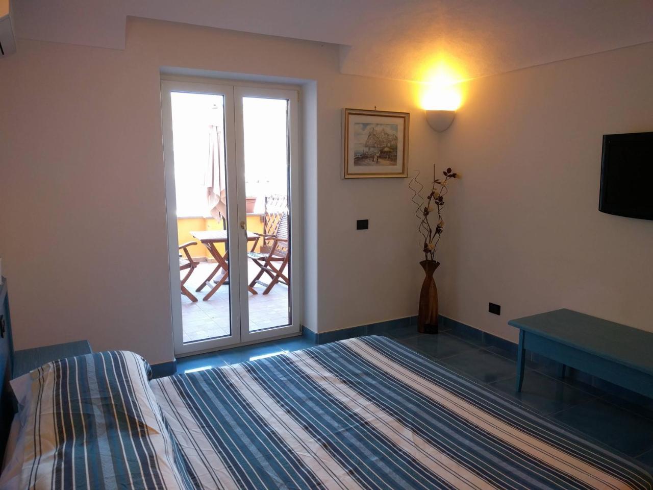 Hotel Conte - S. Angelo Bay Серрара-Фонтана Экстерьер фото